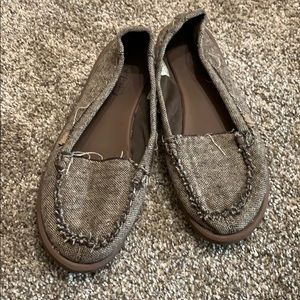 Sanuk beach shoes, sz 10